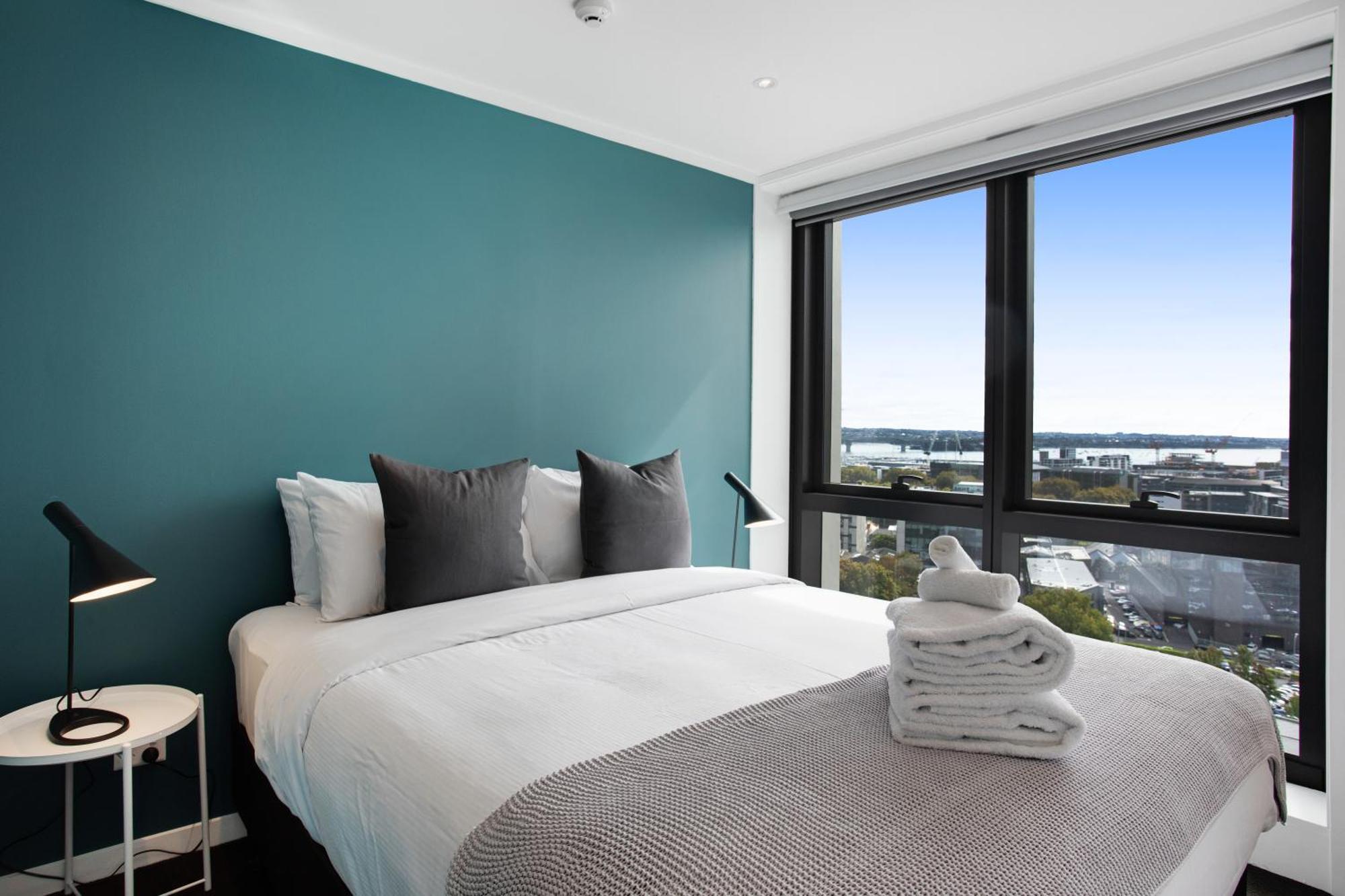 Skyline Serenade Apt With Skycity View And Parking Auckland Exterior photo