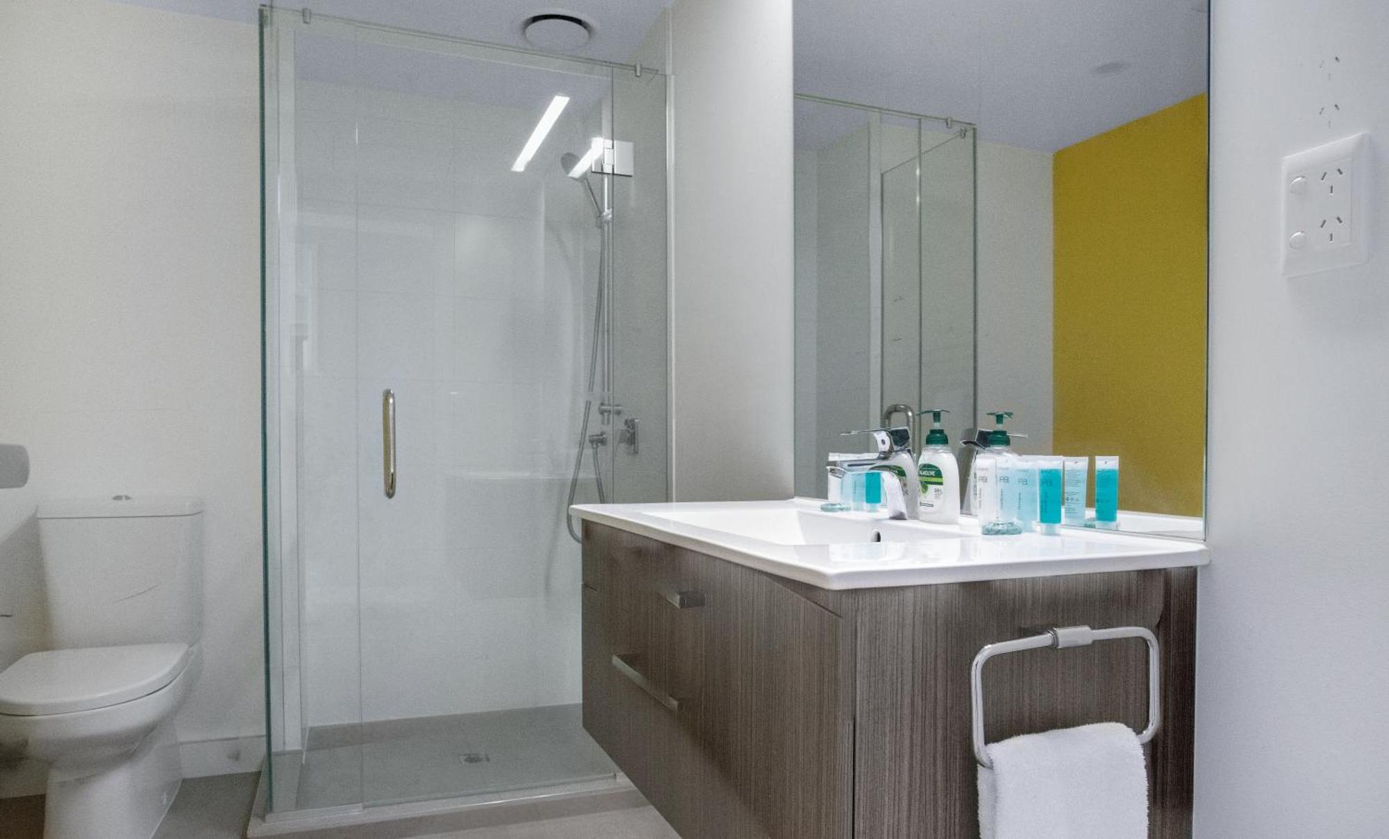 Skyline Serenade Apt With Skycity View And Parking Auckland Exterior photo