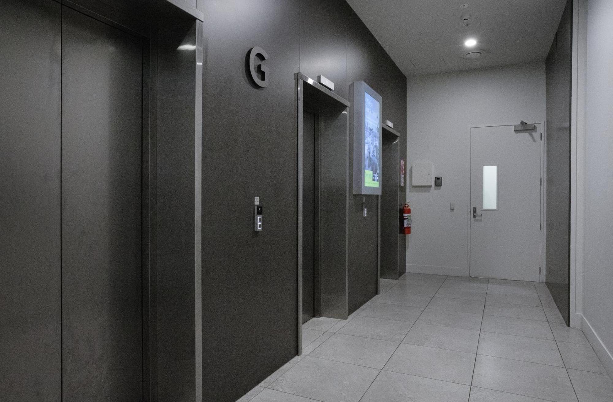 Skyline Serenade Apt With Skycity View And Parking Auckland Exterior photo